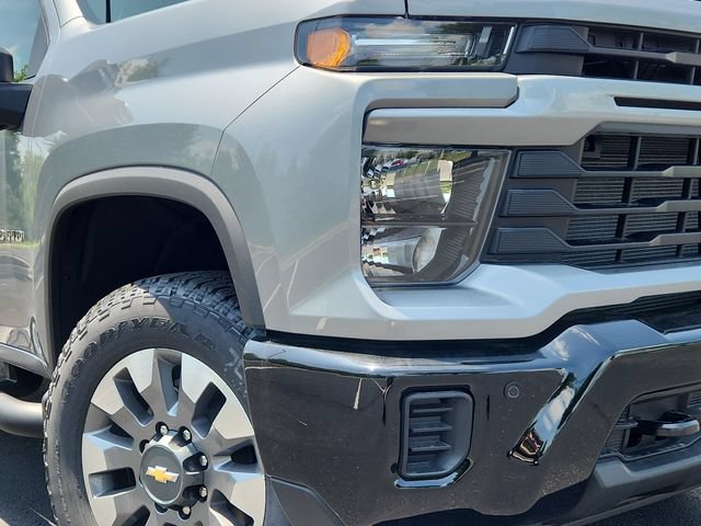 New 2026 Chevrolet Silverado 2500 Custom w/ Custom Value Package AWD/4WD image 9