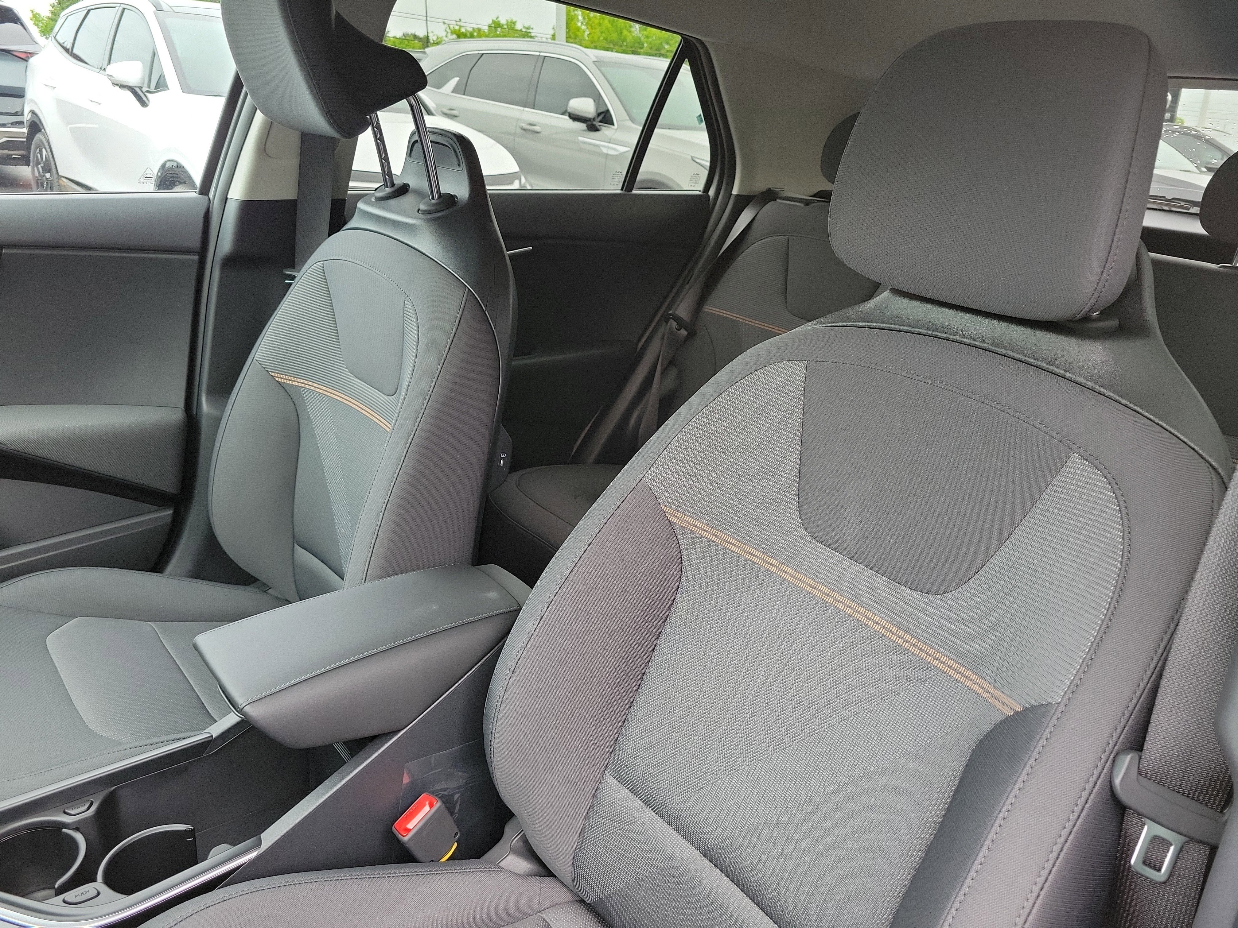 New 2026 Kia Niro LX FWD image 16