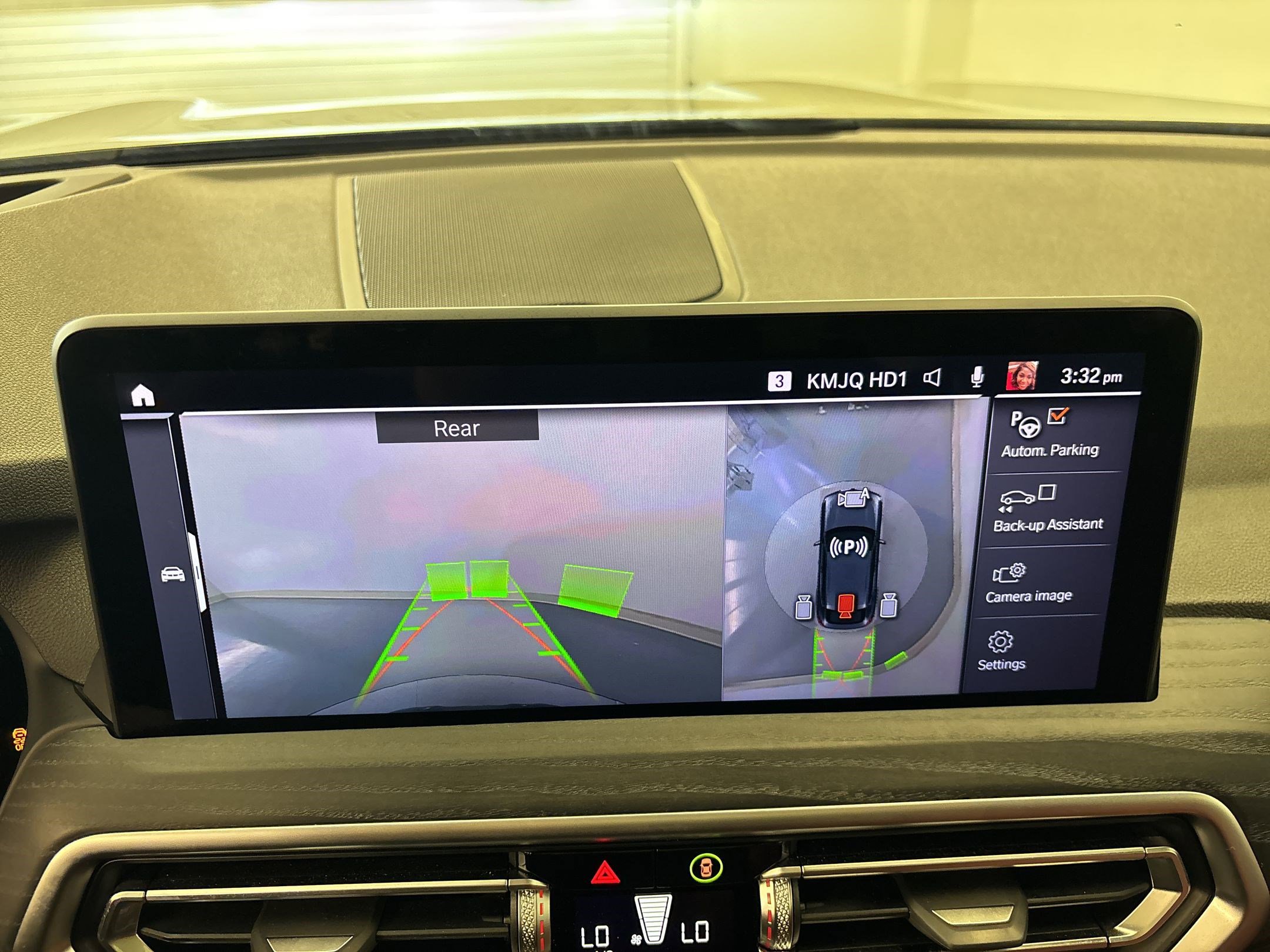 Certified 2024 BMW X4 xDrive30i w/ Parking Assistance Package image 26