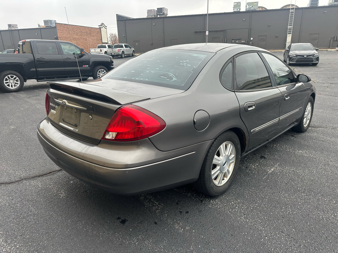 Used 2003 Ford Taurus SEL image 5