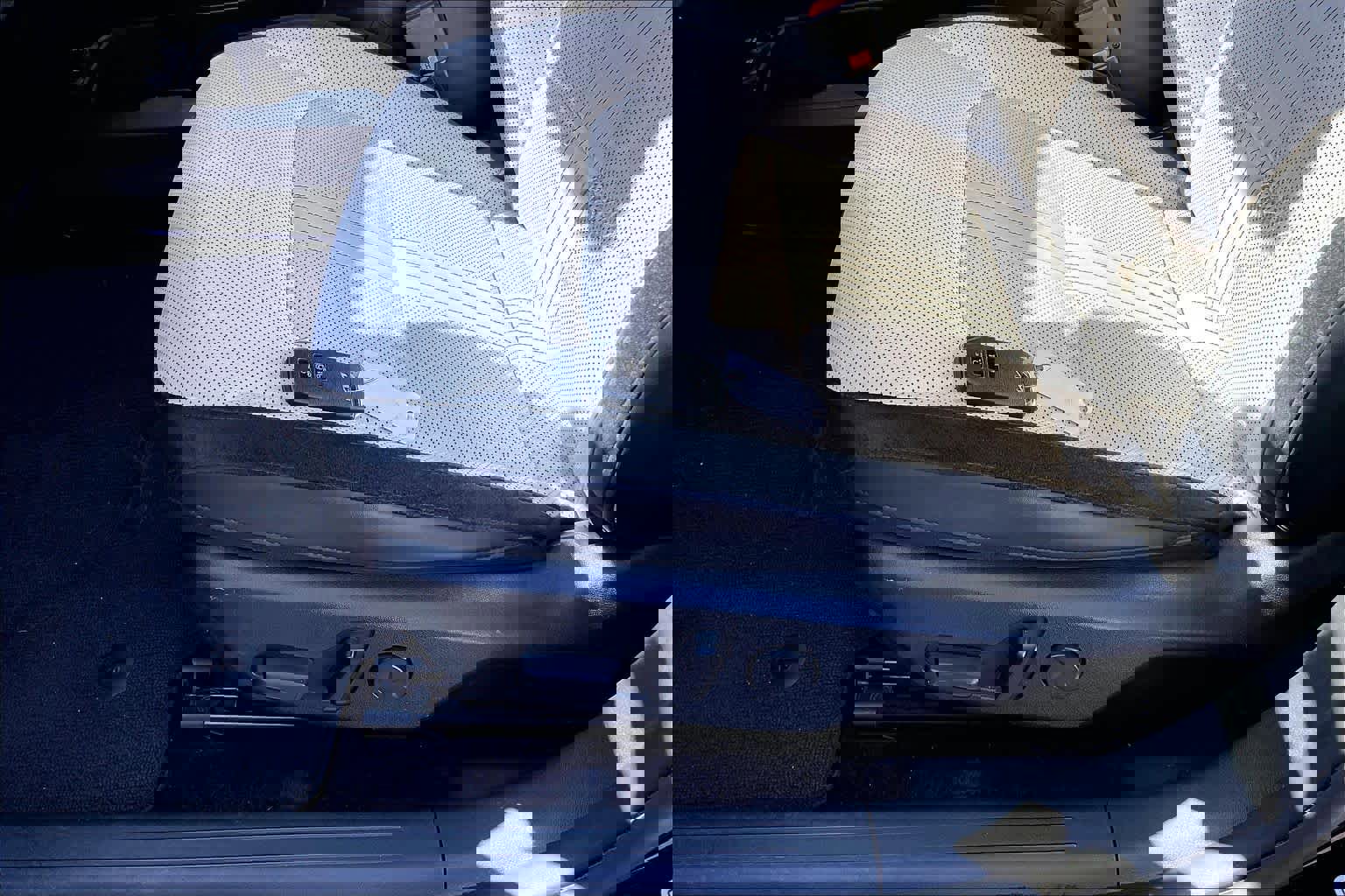 Used 2022 Kia EV6 GT-Line w/ GT-Line White Seat Package image 14