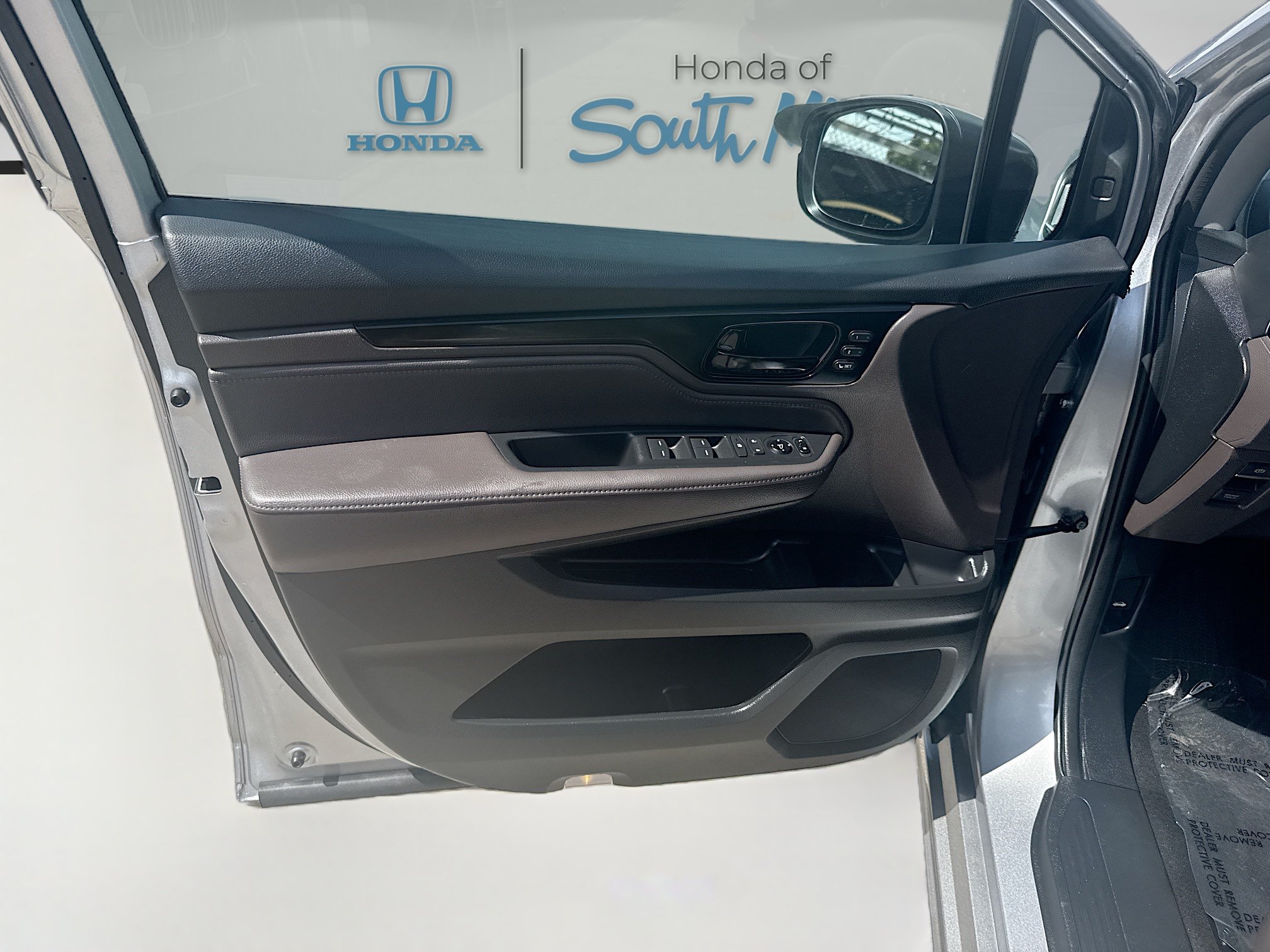 Certified 2024 Honda Odyssey Touring image 20