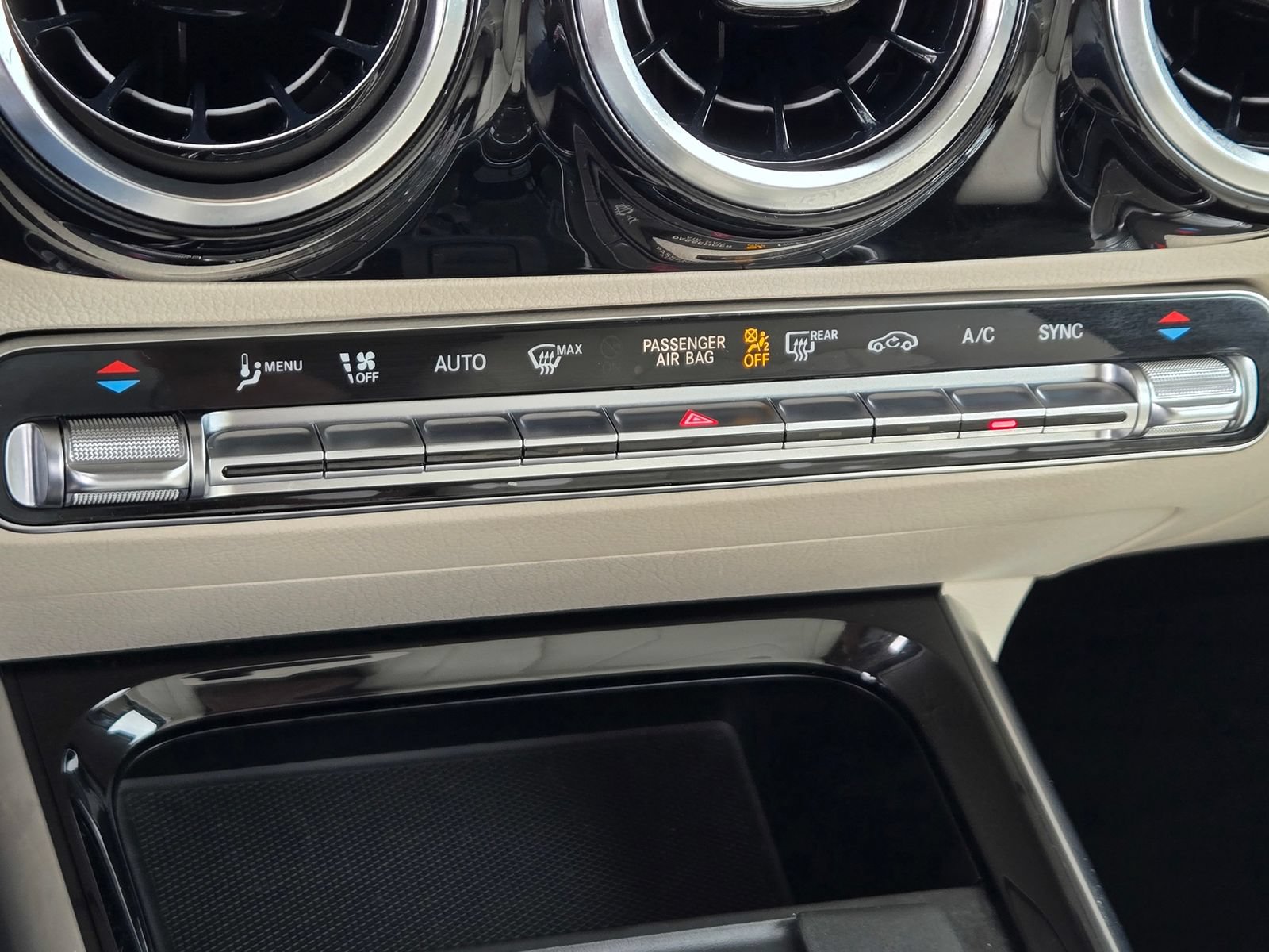 Used 2023 Mercedes-Benz GLA 250 image 17