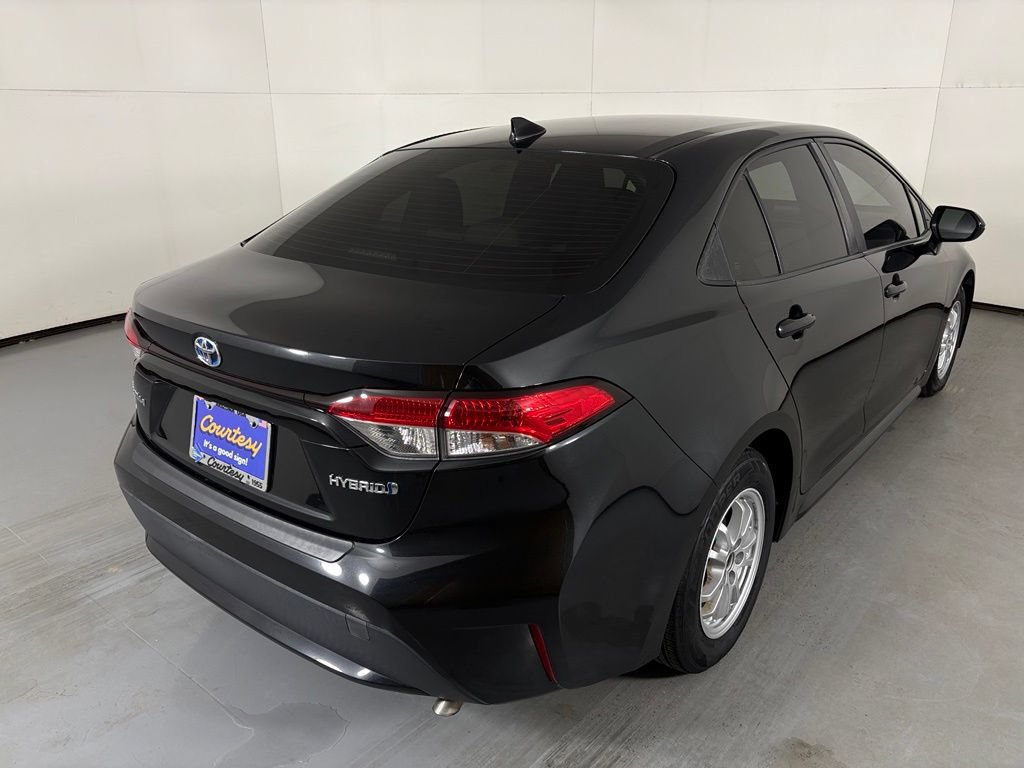Used 2022 Toyota Corolla LE w/ Carpet Mat Package (TMS) FWD image 8