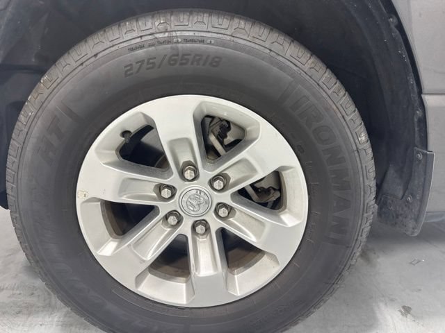 Used 2024 RAM 1500 Laramie AWD/4WD image 12