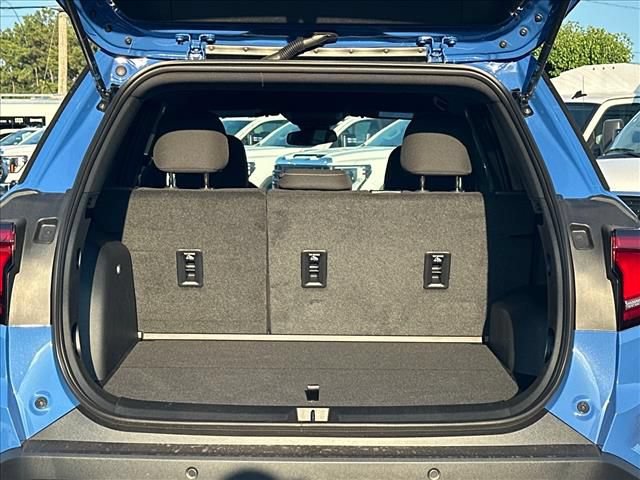 New 2027 GMC Terrain Elevation FWD image 12