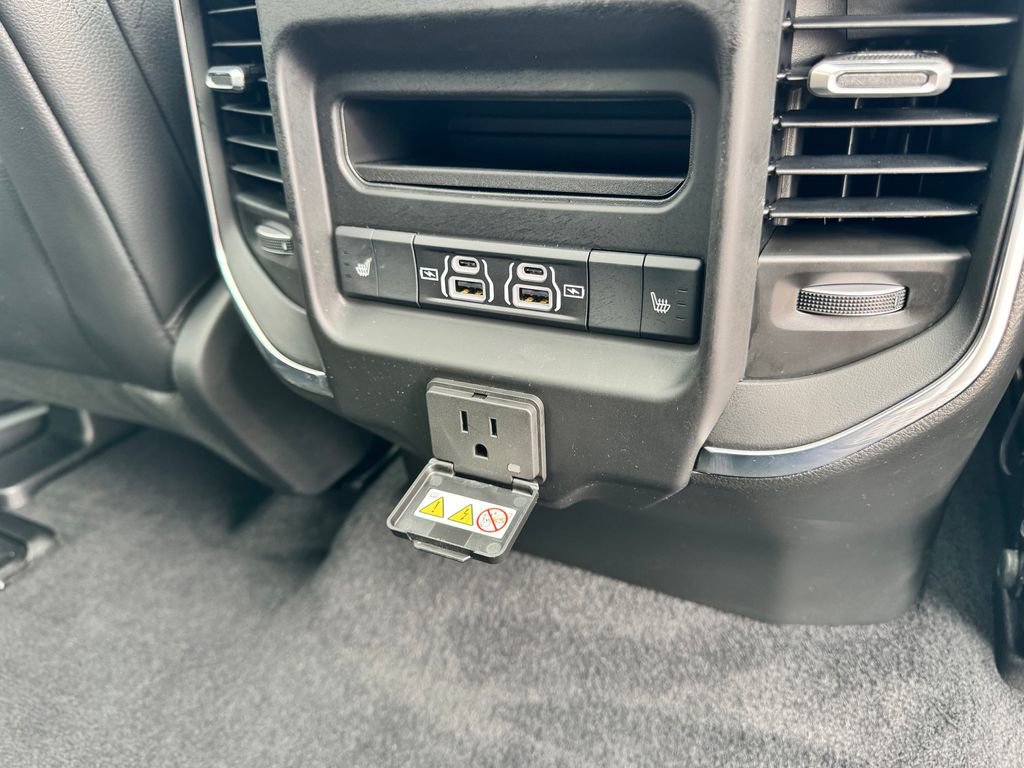 New 2026 RAM 1500 Laramie w/ Night Edition AWD/4WD image 13