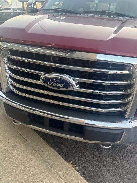Used 2016 Ford F150 XLT w/ Equipment Group 302A Luxury AWD/4WD image 15