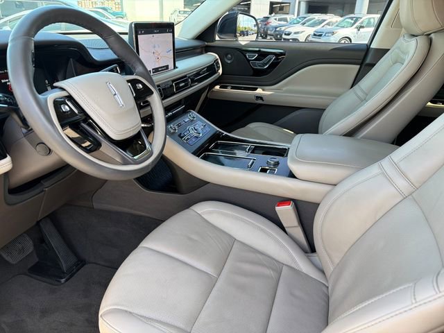 Used 2024 Lincoln Aviator Reserve w/ Equipment Group 201A image 17