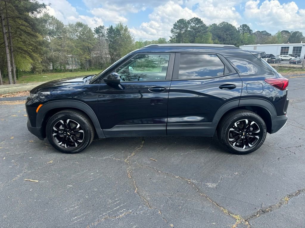 Certified 2021 Chevrolet TrailBlazer LT w/ Premium Seating Package image 2