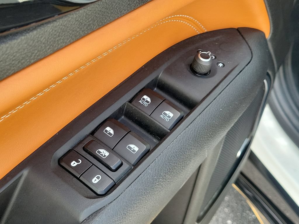 Certified 2024 Jeep Compass Limited w/ Elite Group AWD/4WD image 20