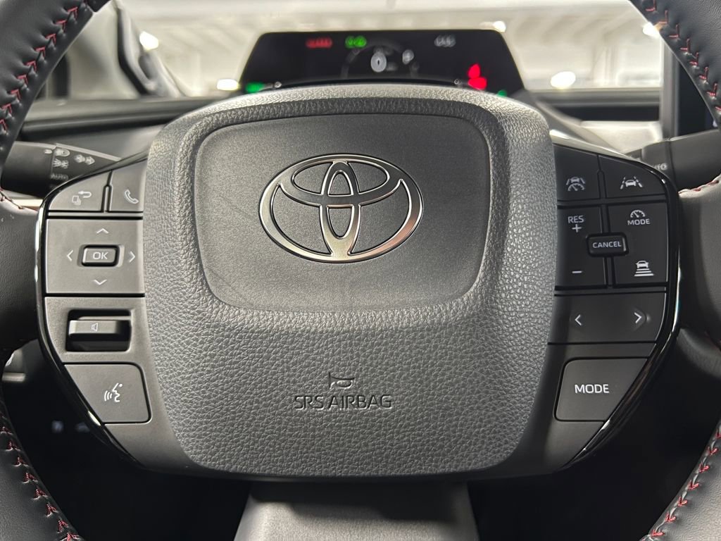 Used 2025 Toyota Prius XSE Premium image 36