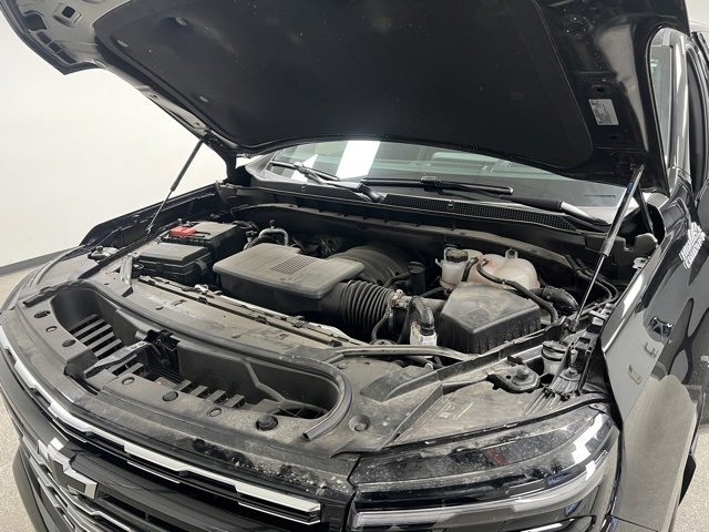 Used 2025 Chevrolet Suburban High Country image 68