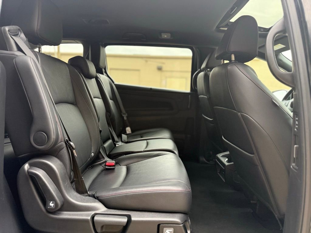 Used 2025 Honda Odyssey Sport-L image 21