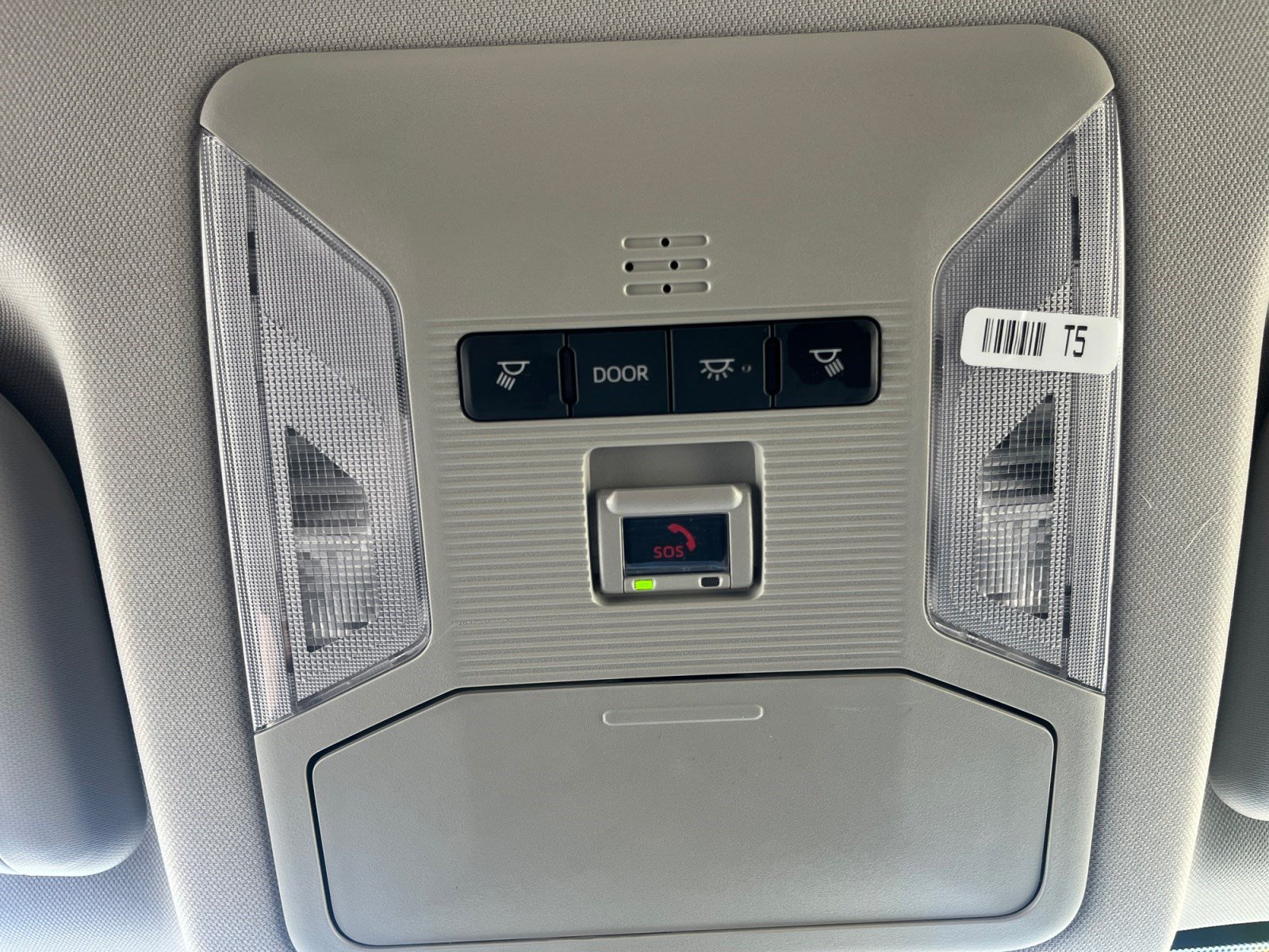Used 2025 Toyota RAV4 LE AWD/4WD image 34