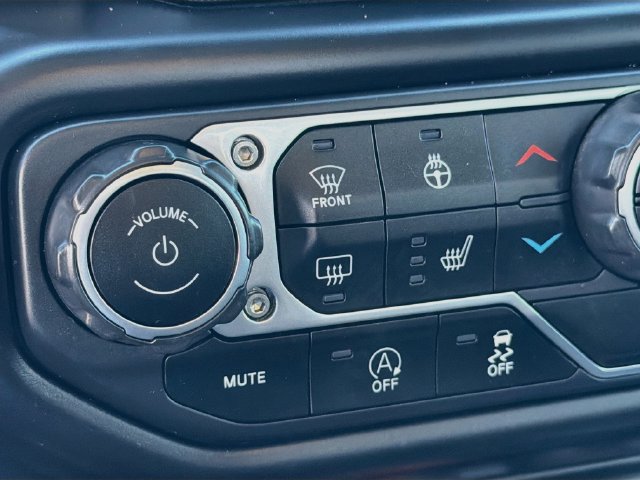 Used 2021 Jeep Gladiator Mojave w/ LED Lighting Group AWD/4WD image 21