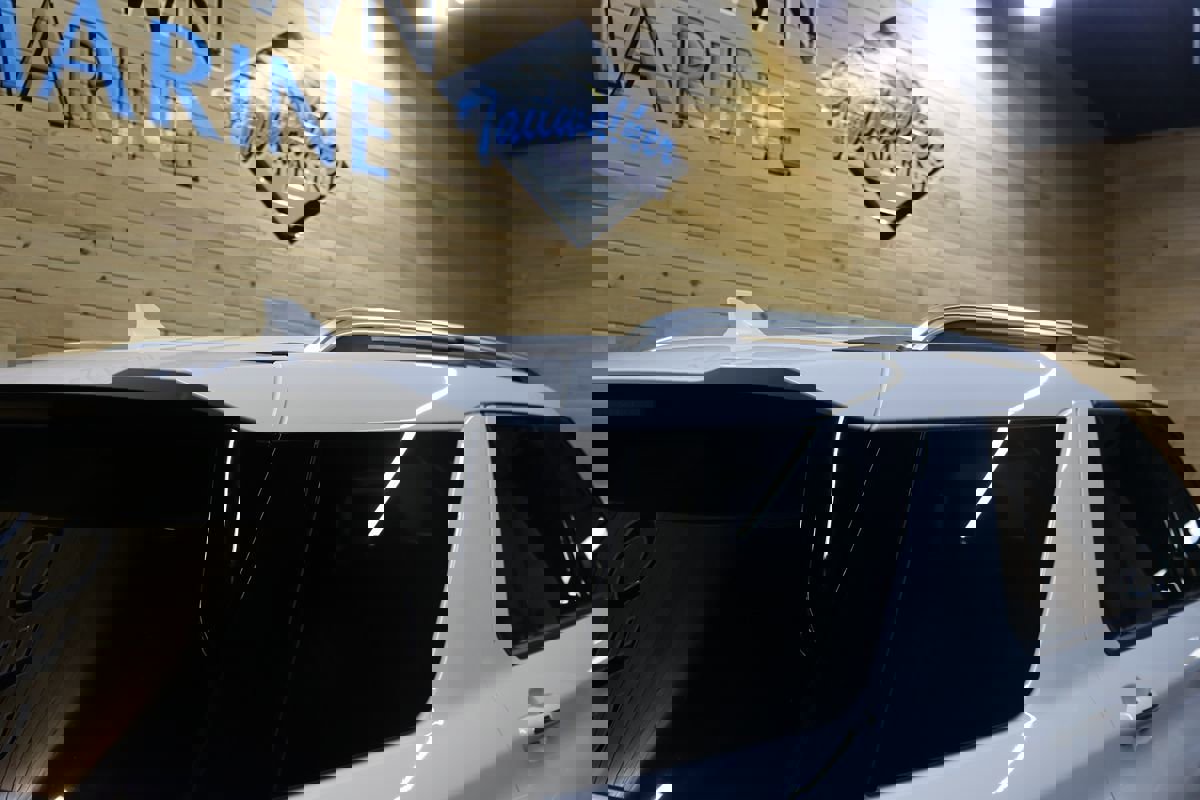 Used 2020 Ford Explorer Limited AWD/4WD image 25