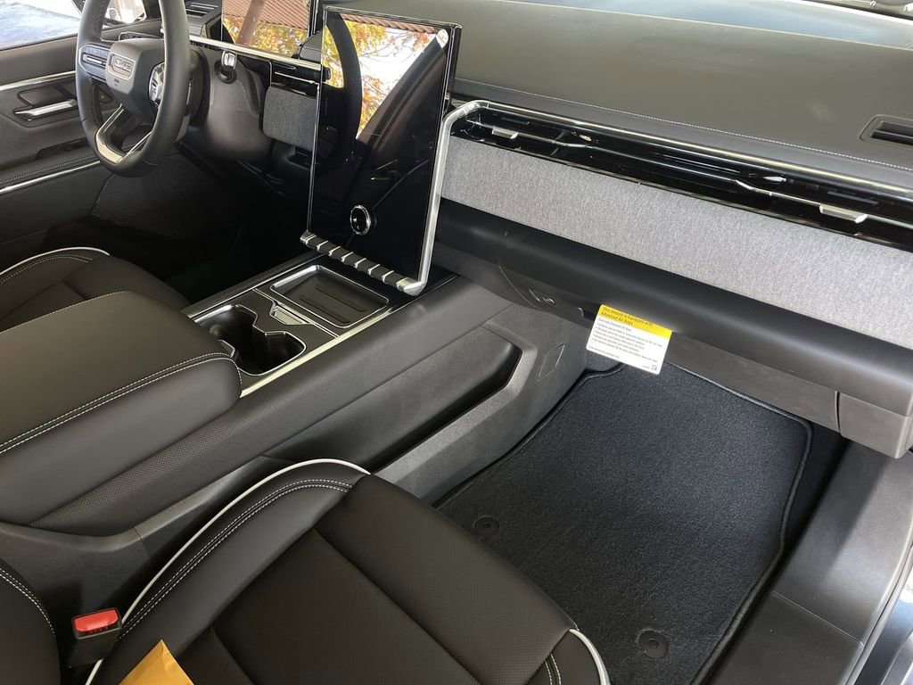 New 2026 GMC Sierra EV Elevation image 27