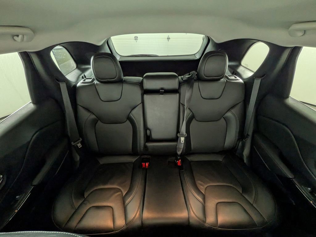 Certified 2023 Jeep Cherokee Altitude Lux image 32