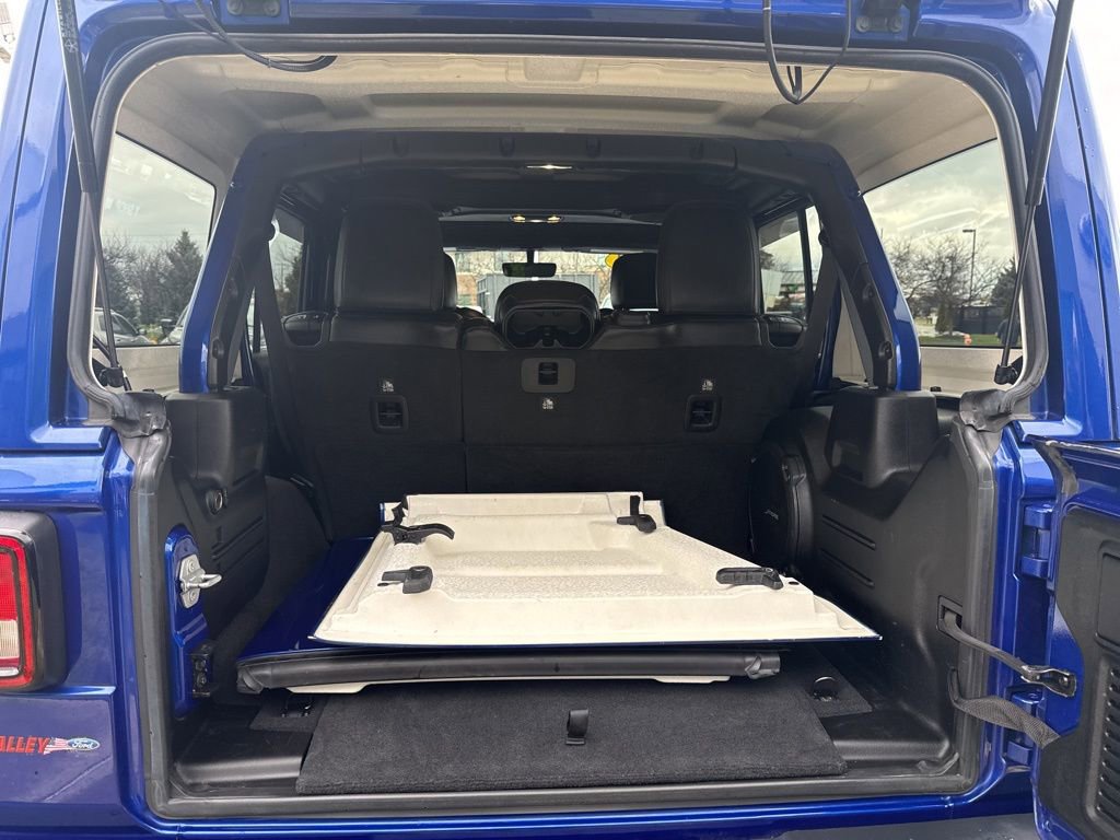 Used 2019 Jeep Wrangler Unlimited Sahara w/ Uconnect 4C Nav & Sound Group image 50