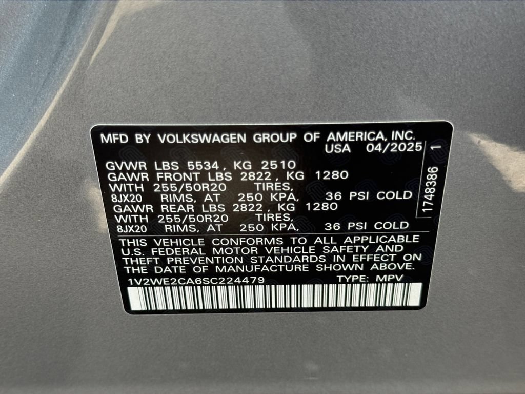Used 2025 Volkswagen Atlas Cross Sport SE FWD image 26
