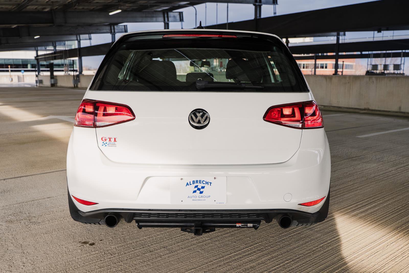 Used 2017 Volkswagen GTI Sport image 5