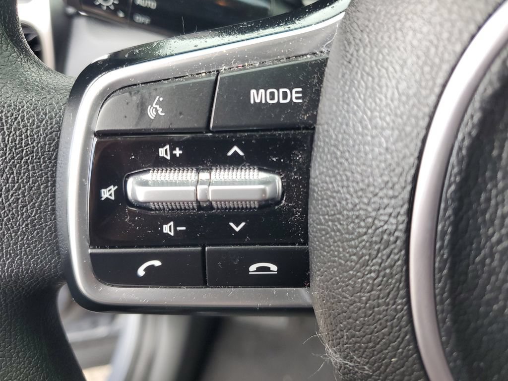 Certified 2023 Kia Sorento LX AWD/4WD image 14