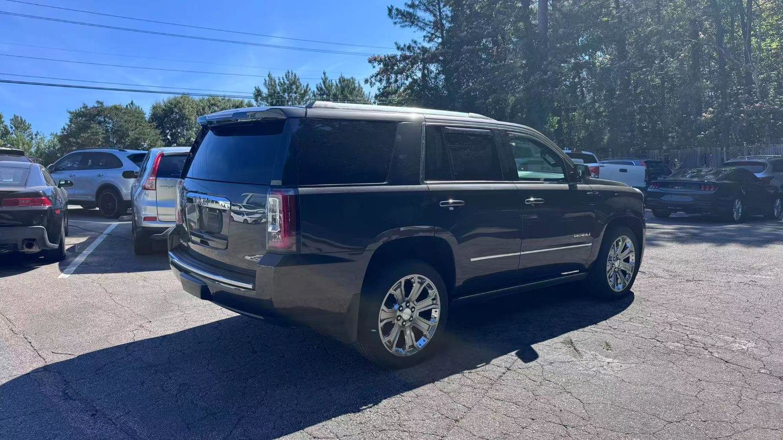 Used 2018 GMC Yukon Denali w/ Denali Ultimate Package AWD/4WD image 5