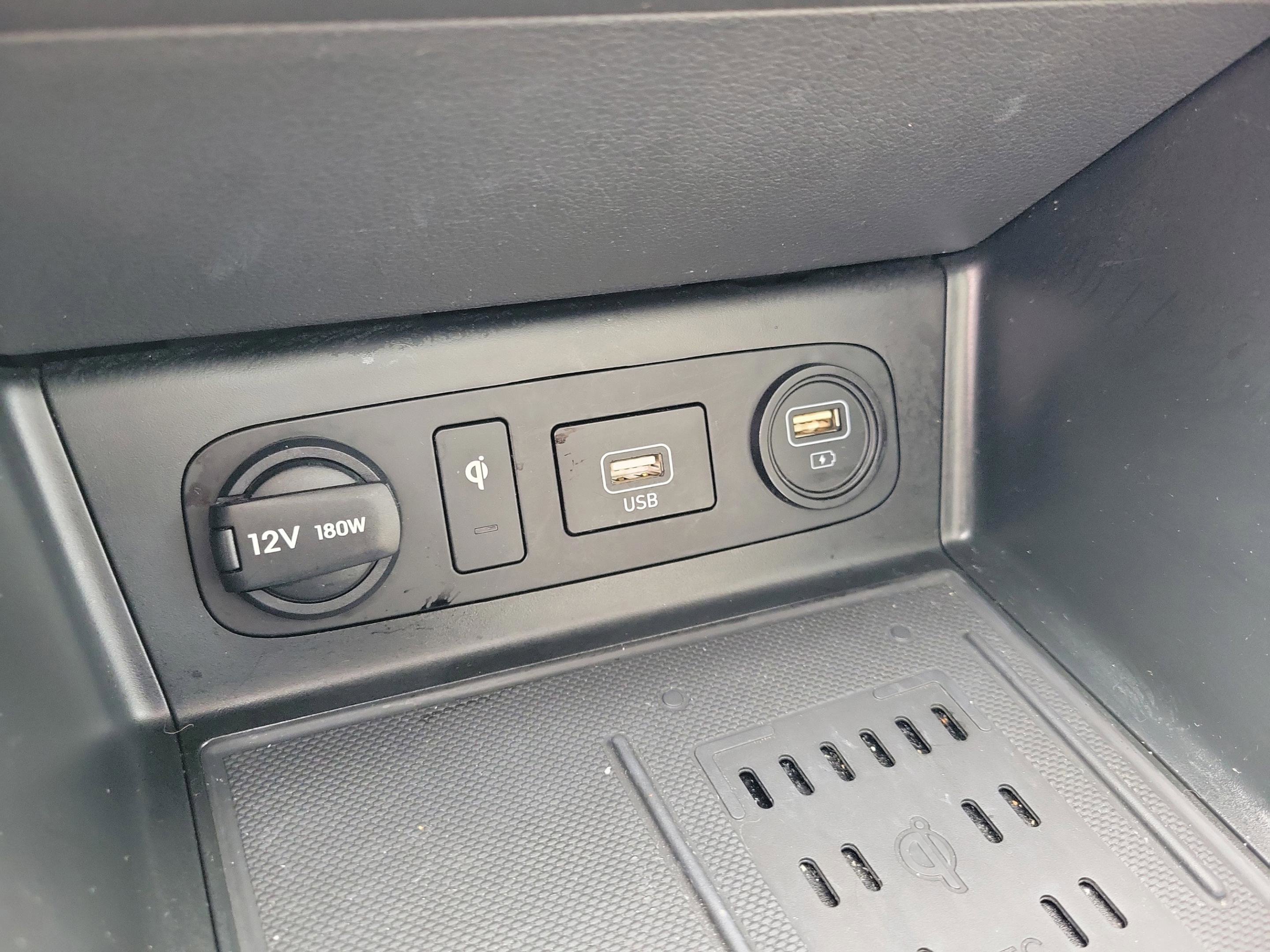 Used 2023 Hyundai Sonata Limited w/ Preferred Accessory Package image 30