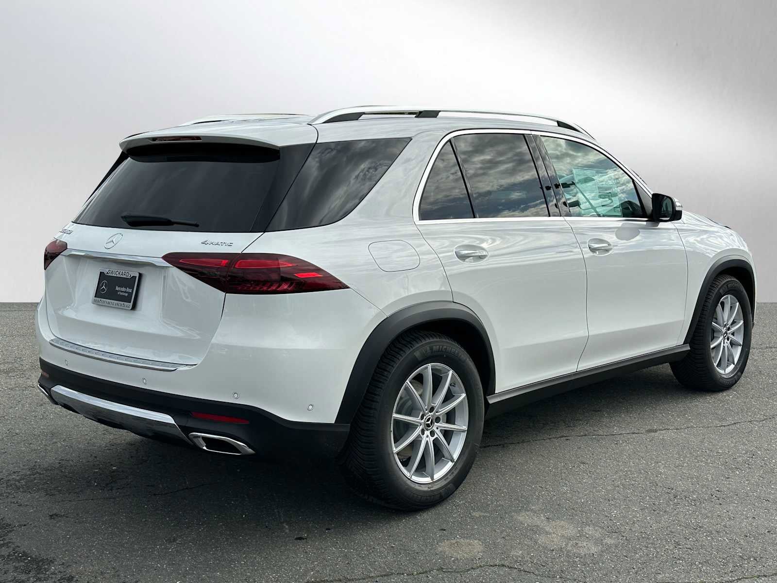 Used 2026 Mercedes-Benz GLE 350 4MATIC image 4