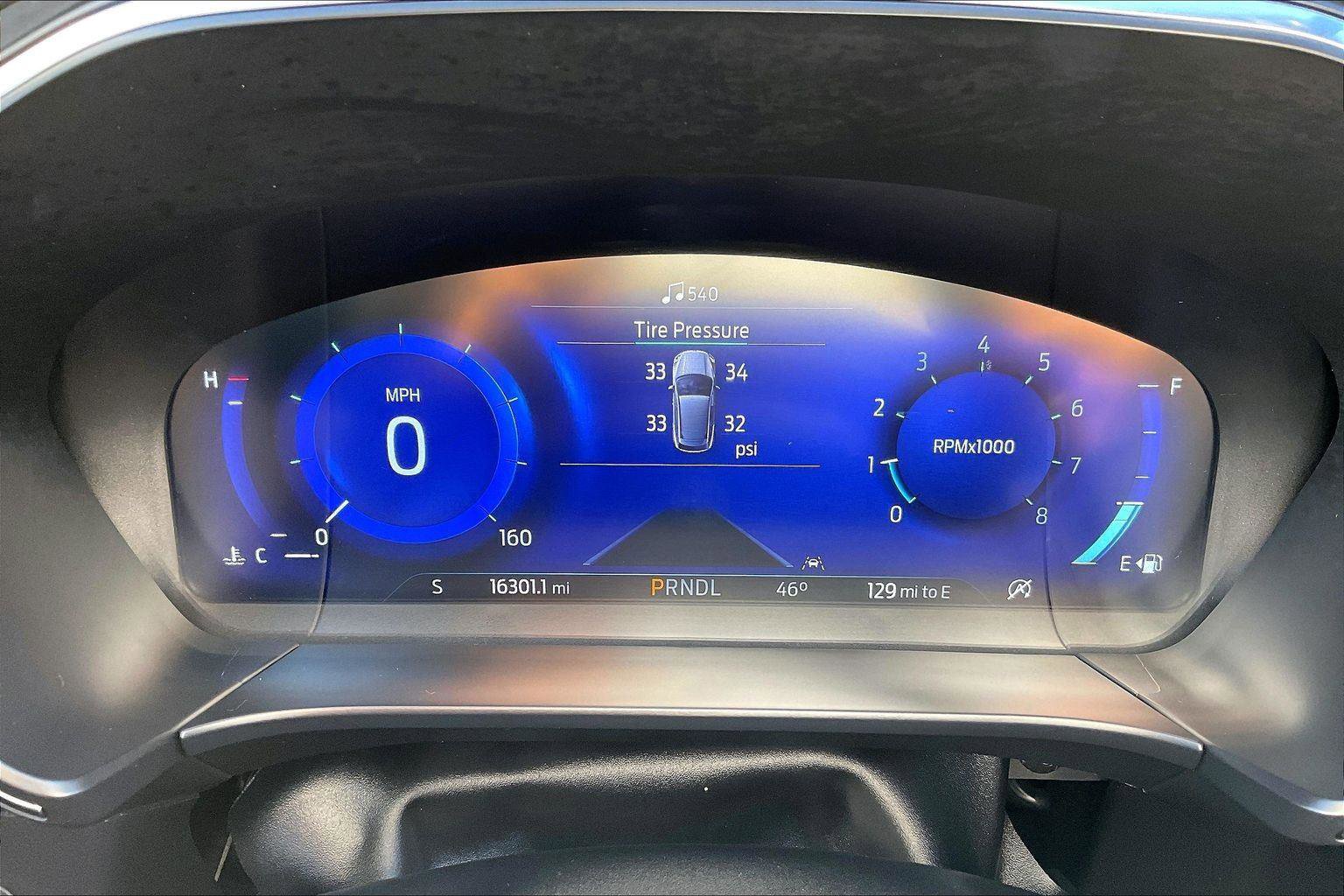 Used 2022 Ford Escape Titanium w/ Class II Trailer Tow Package image 22