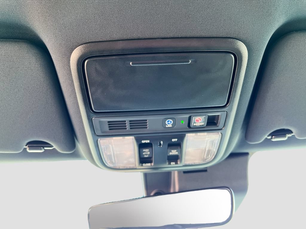 Used 2025 Honda Passport Black Edition image 23