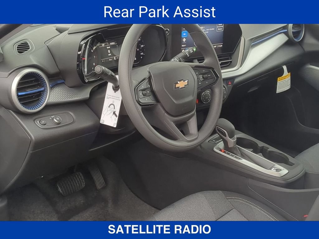 New 2026 Chevrolet Trax LS w/ LS Convenience Package FWD image 11