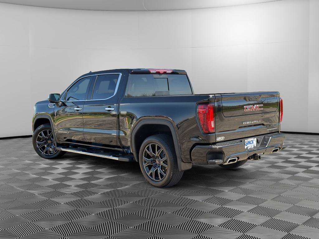 Used 2023 GMC Sierra 1500 Denali w/ Technology Package AWD/4WD image 2