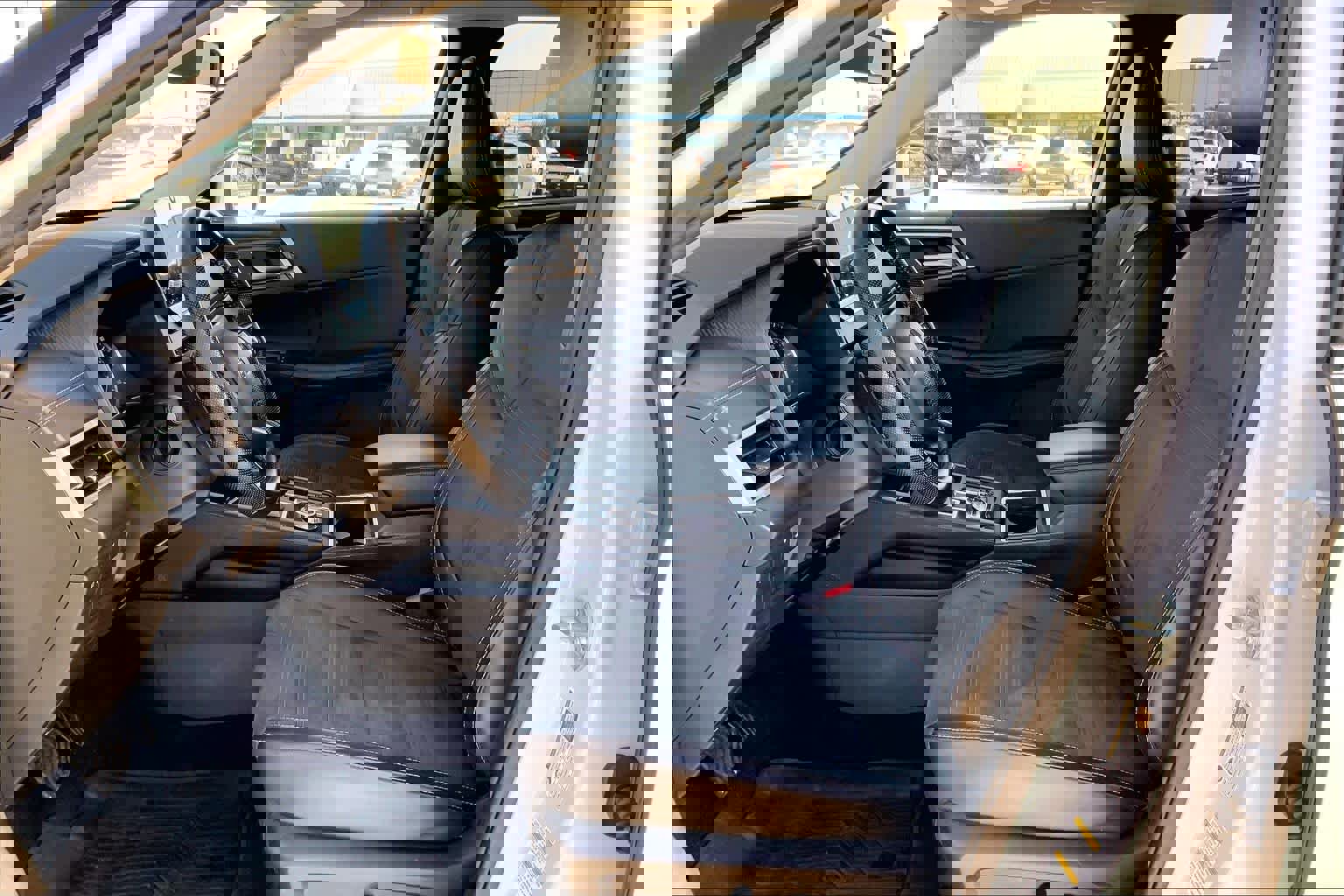 Used 2024 Mitsubishi Outlander SE image 8