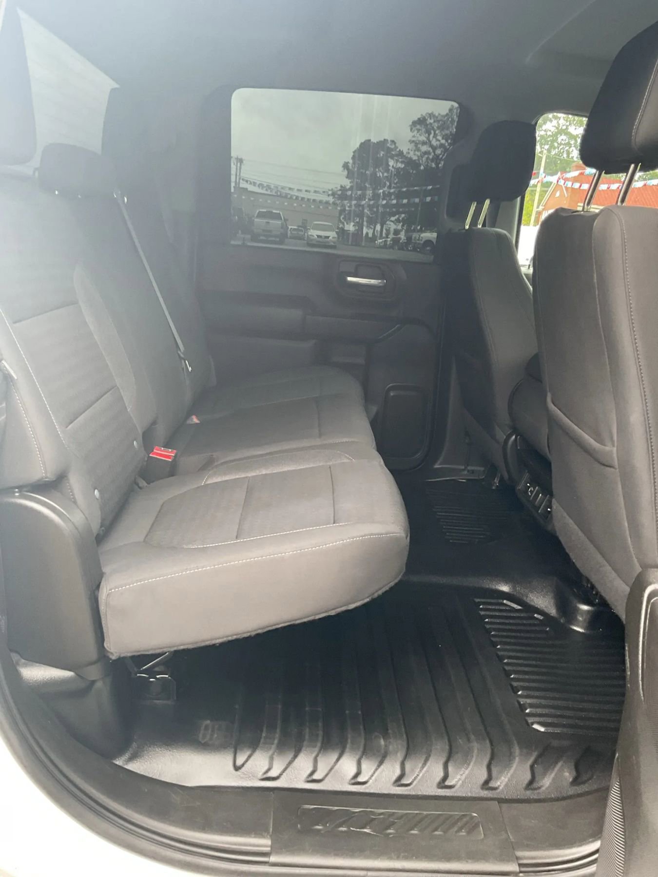 Used 2022 Chevrolet Silverado 2500 LT w/ Convenience Package image 42