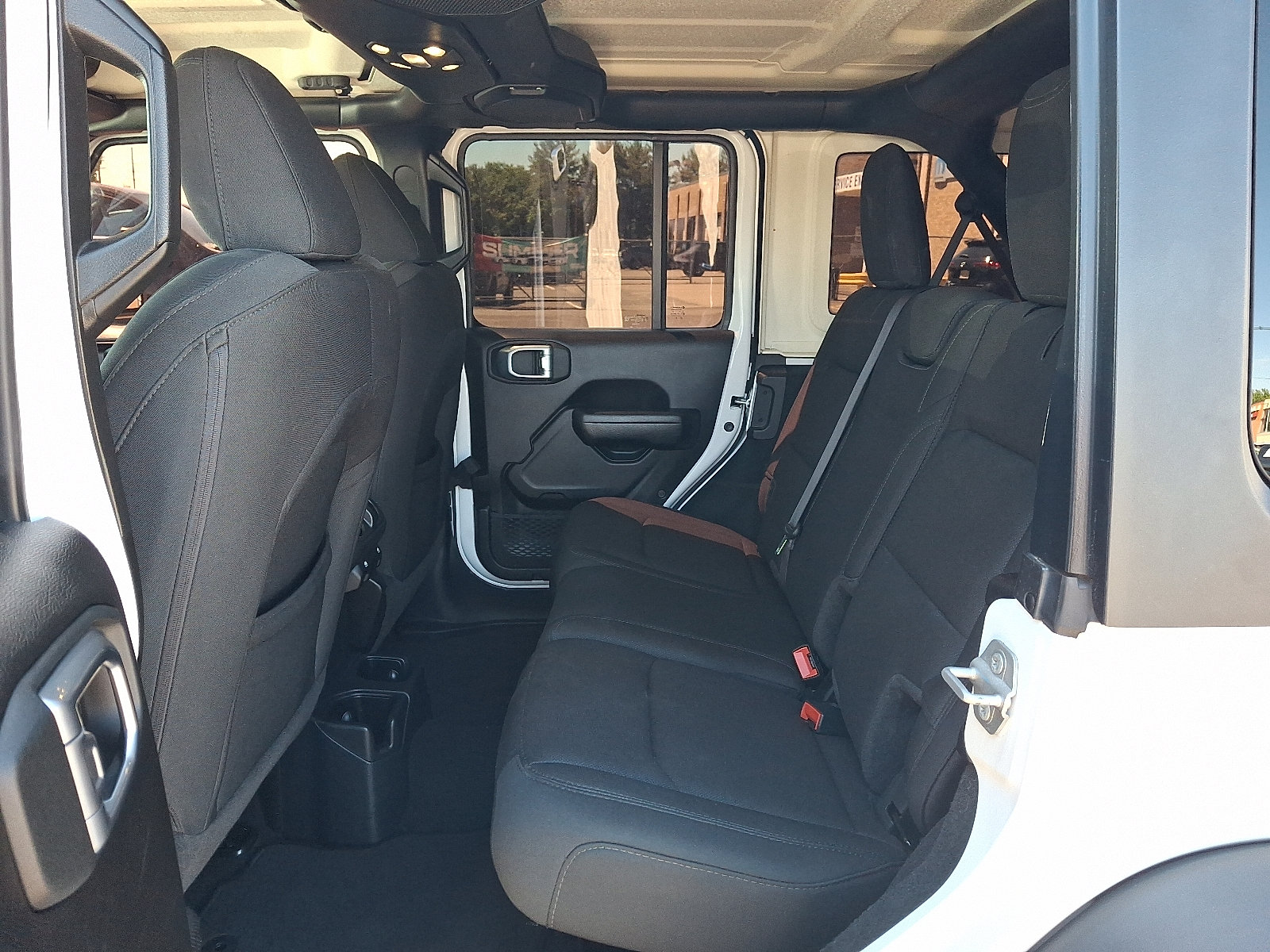 Used 2022 Jeep Wrangler Unlimited Sport AWD/4WD image 11
