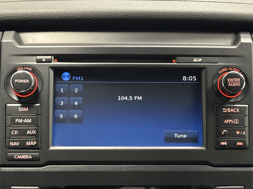 Used 2018 Nissan Titan SV w/ SV Convenience Package AWD/4WD image 18