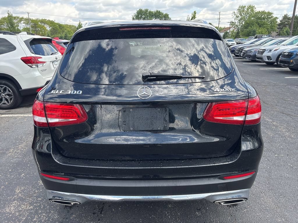 Used 2016 Mercedes-Benz GLC 300 4MATIC image 4
