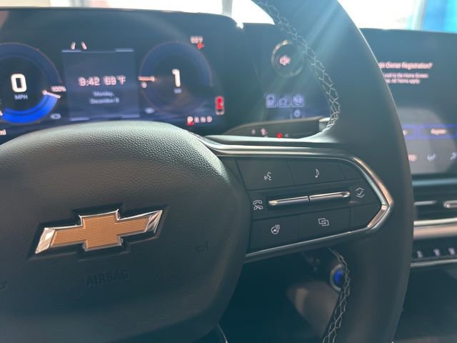 New 2026 Chevrolet Equinox EV LT image 14