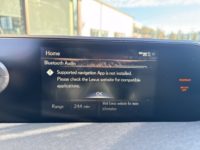 Used 2020 Lexus UX 250h w/ Premium Package AWD/4WD image 23