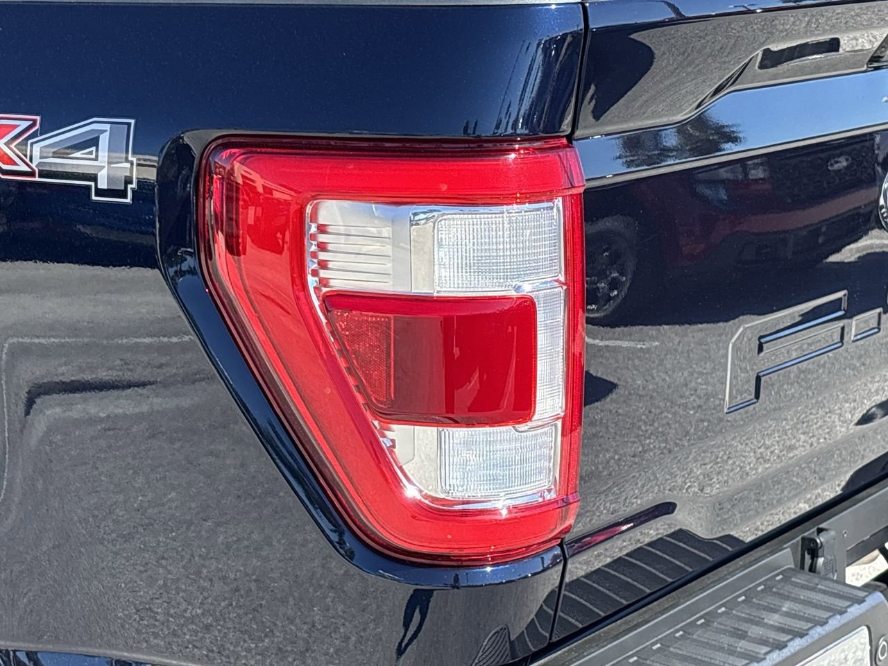 Used 2022 Ford F150 Lariat w/ Max Trailer Tow Package image 7