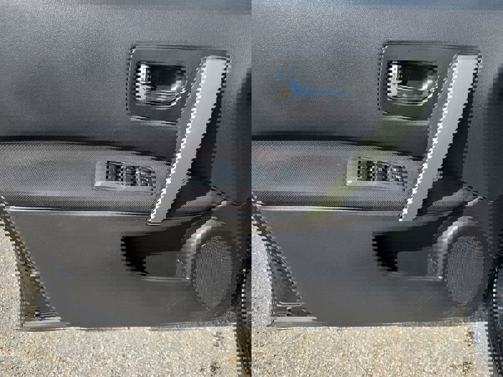 Used 2012 Nissan Rogue S w/ Special Edition Pkg image 29