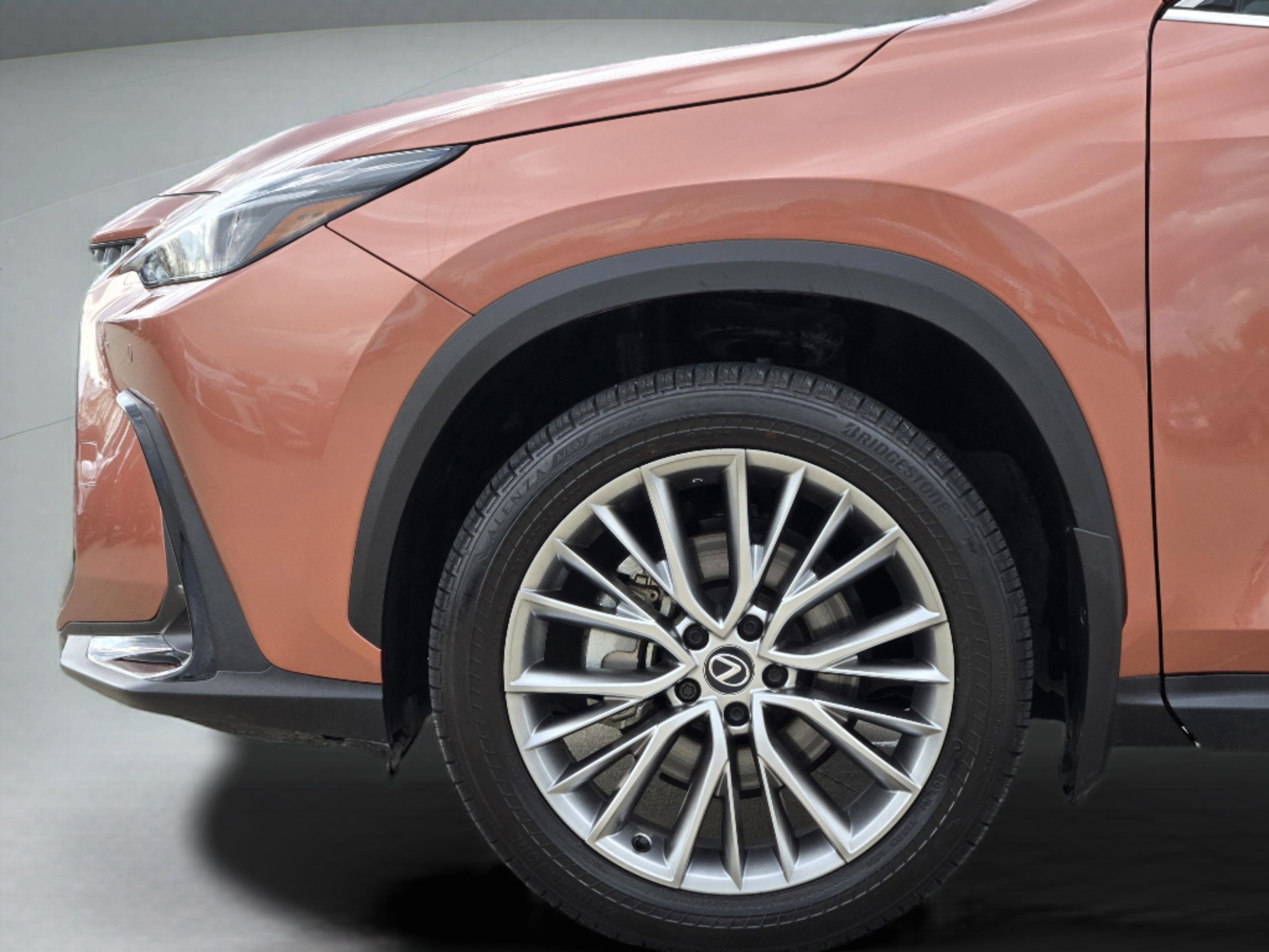 Used 2025 Lexus NX 350 Premium Package image 15