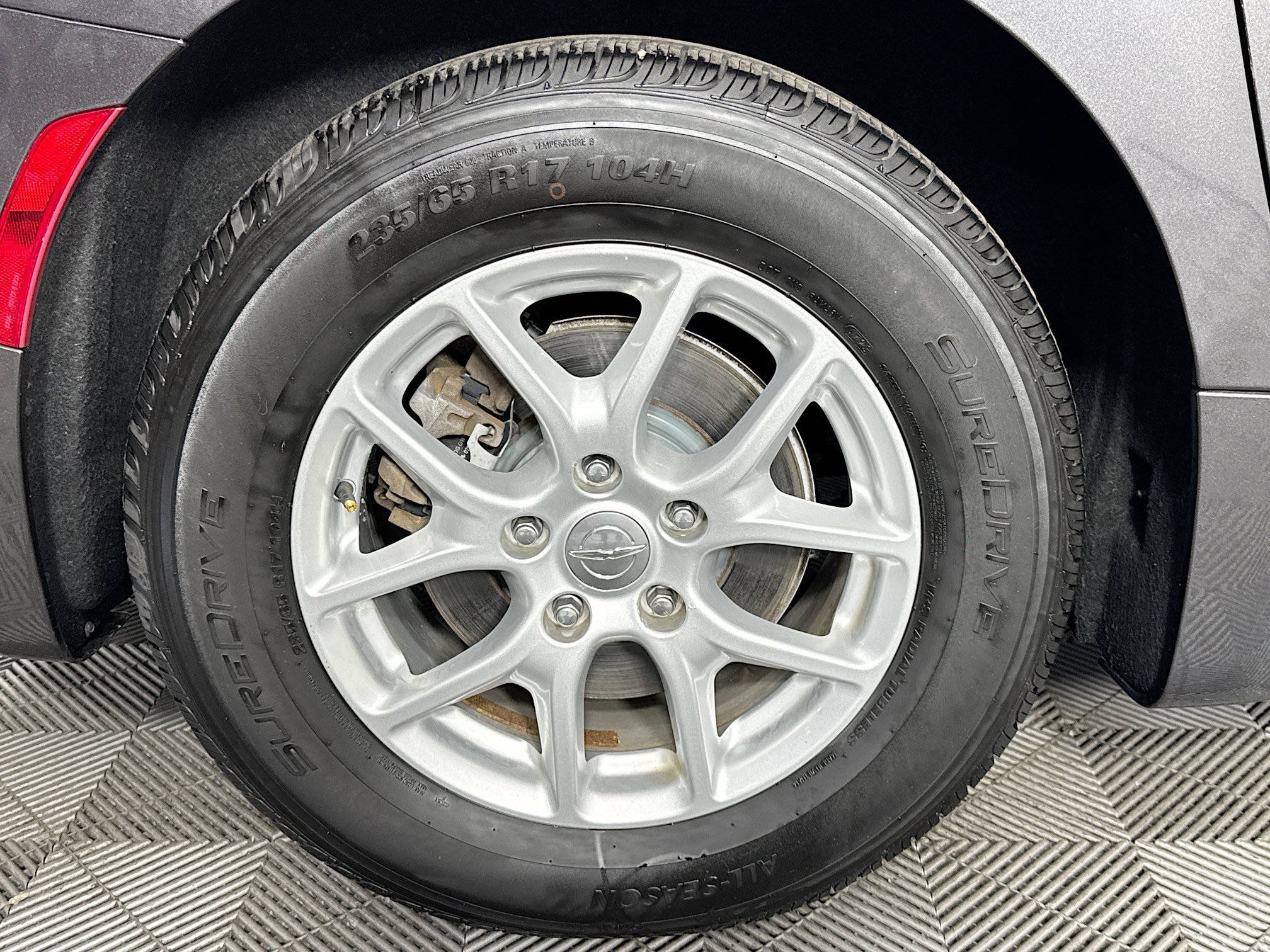 Used 2020 Chrysler Voyager LX FWD image 50