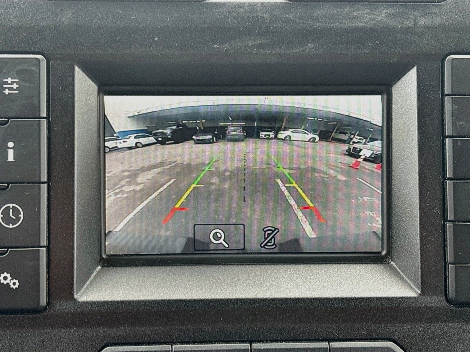 Used 2018 Ford F150 XLT AWD/4WD image 9