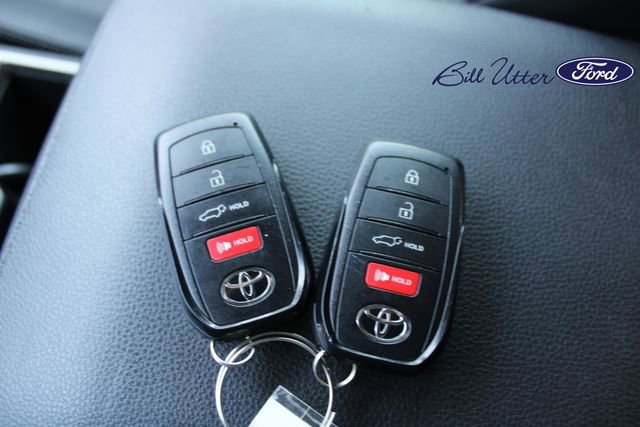 Used 2025 Toyota 4Runner TRD Off-Road Premium w/ Tow Technology Package AWD/4WD image 27