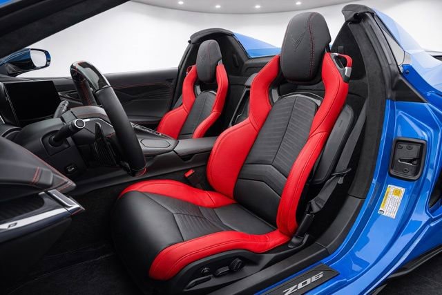 Used 2024 Chevrolet Corvette Z06 w/ Stealth Interior Trim Package image 13