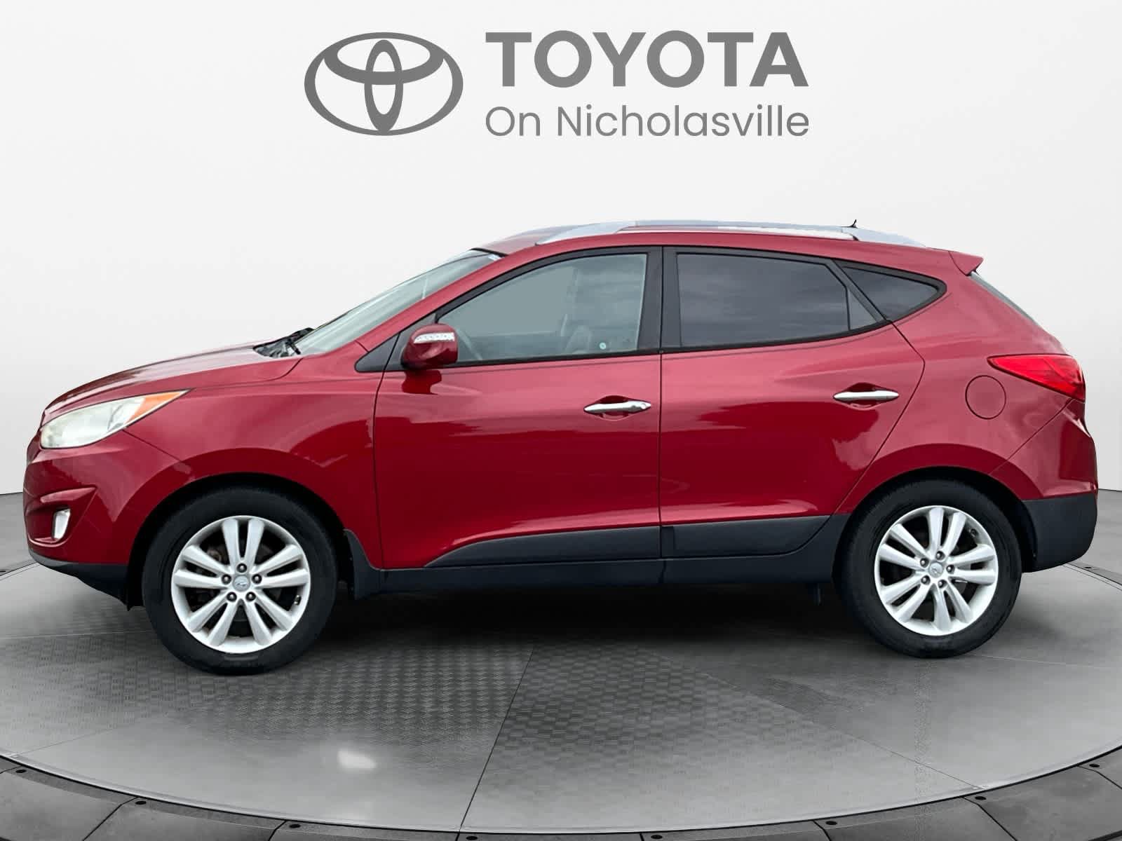 Used 2013 Hyundai Tucson Limited FWD image 2