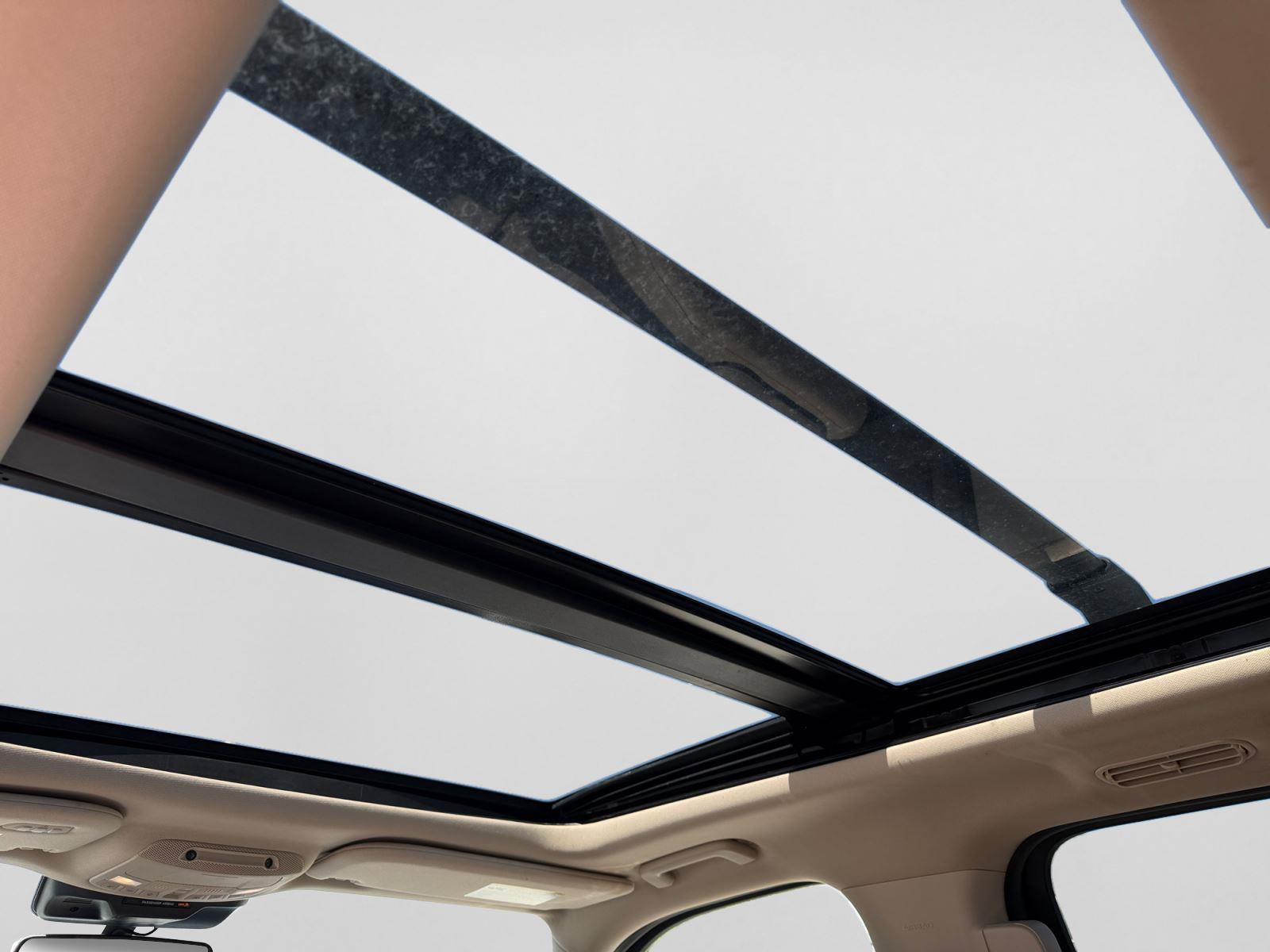 Used 2024 Ford Expedition Max Limited AWD/4WD image 44